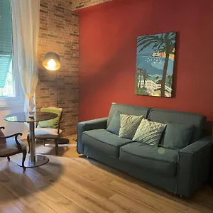villa-delle-mimose.hotelitalianriviera.com/